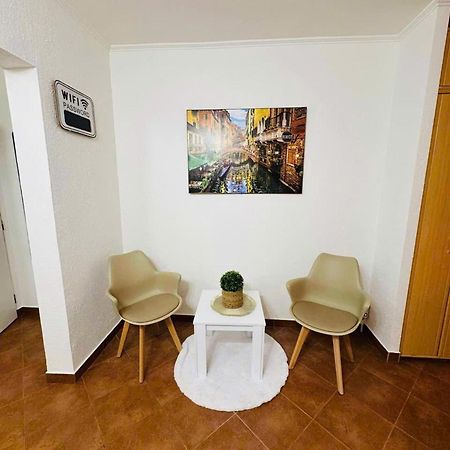 Apart For Rent Near Center Apartamento Praga Exterior foto